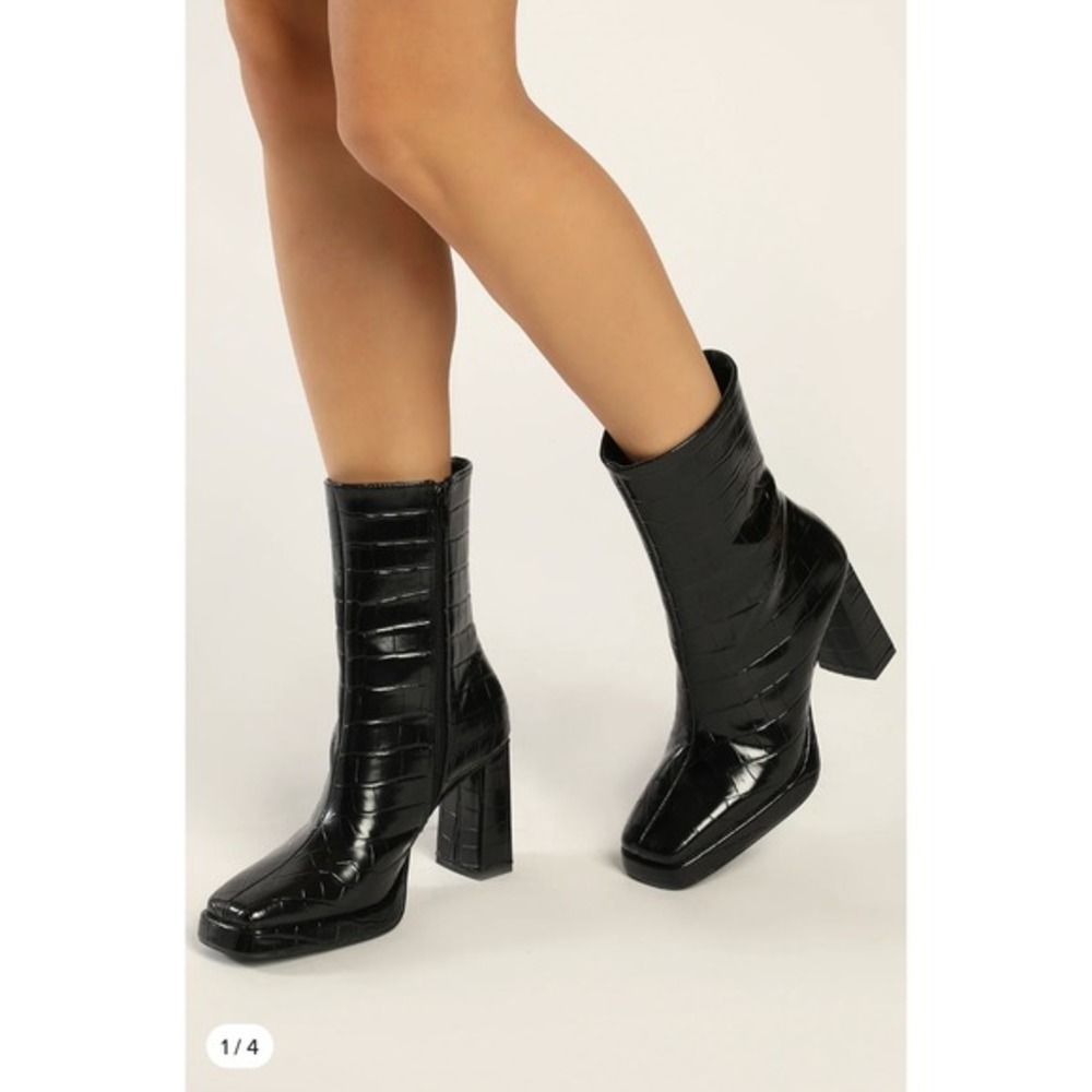 NEW Lulu's Breesa Black Crocodile-Embossed Platform Mid-Calf Boots